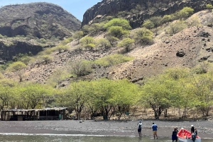Поездка на лодке к пещере Агуас-Белас + барбекю