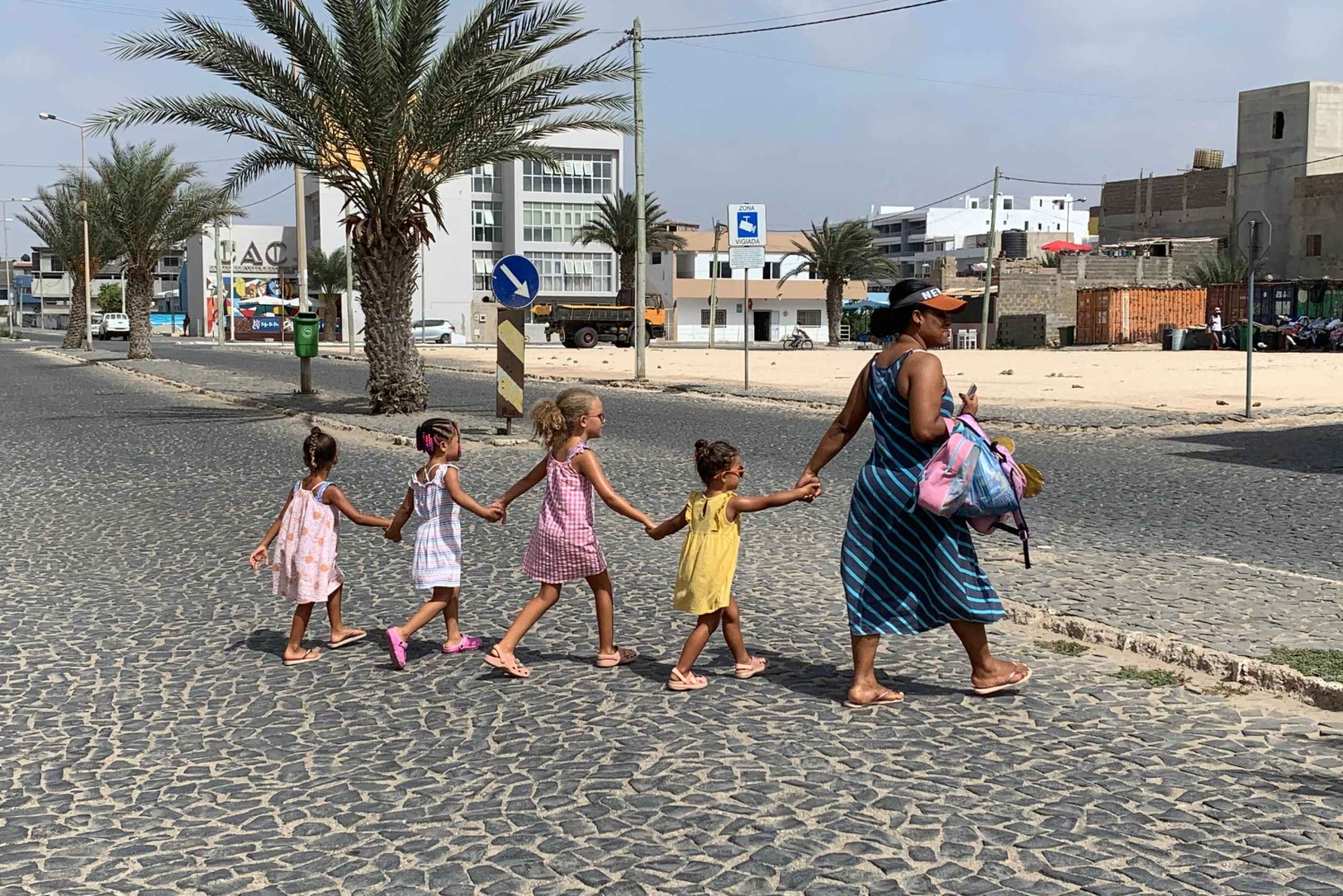 Boavista: City tour com um mergulho na Praia do Estoril