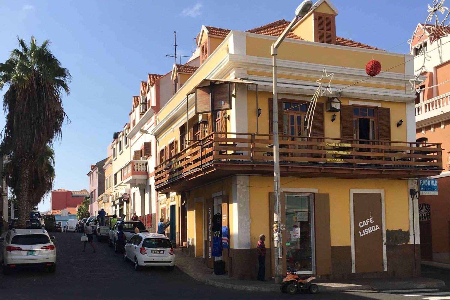 Cesária Évora: En divas liv