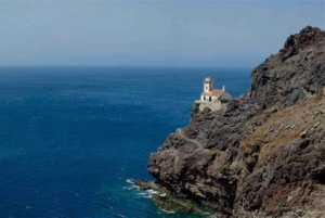 Caminata costera hasta el Faro