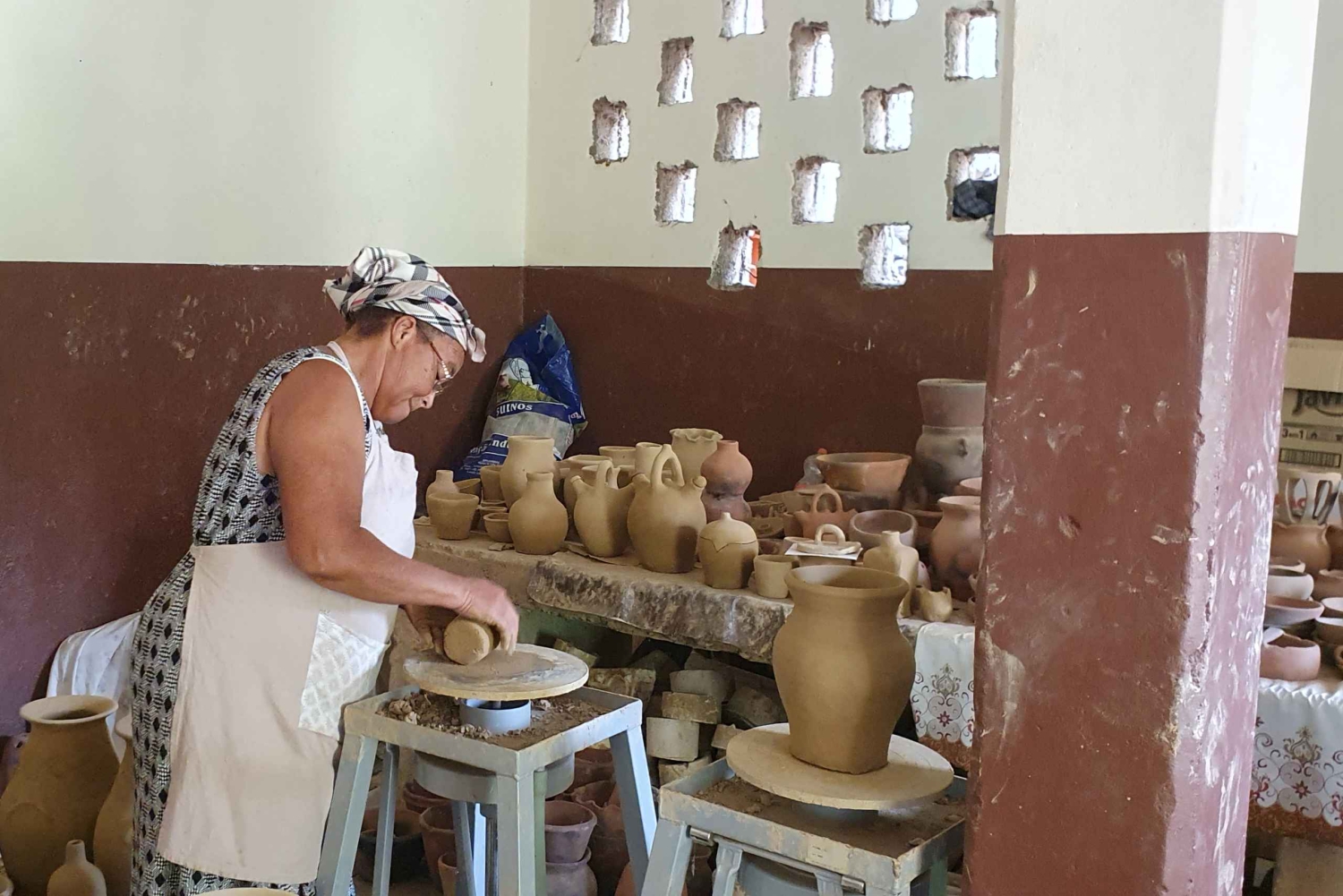 Stwórz własną ceramikę artesanalną z mieszkańcami
