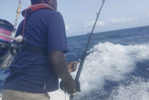 Pesca em alto mar em Boa Vista - Charter privado
