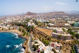 Découvrez Praia du point de vue d'un habitant avec déjeuner