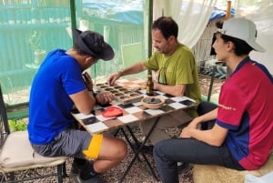 Descubra Santiago: Visita à Plantação, Arte Urbana e Workshop Gastronômico