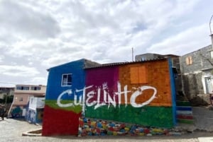 Descubra Santiago: Visita à Plantação, Arte Urbana e Workshop Gastronômico