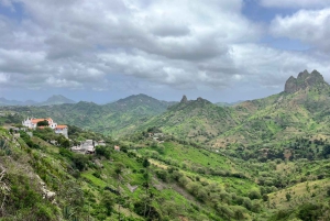 Sentier écologique dans la Serra Malagueta + Expérience culturelle à Boa Entrada