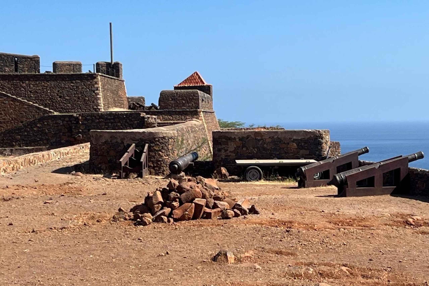 De Praia : Excursion dans la ville de Praia et la vieille ville avec dégustation