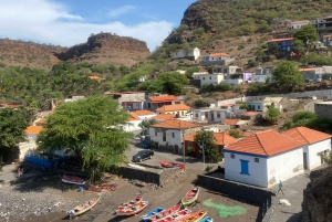 De Praia : Excursion dans la ville de Praia et la vieille ville avec dégustation