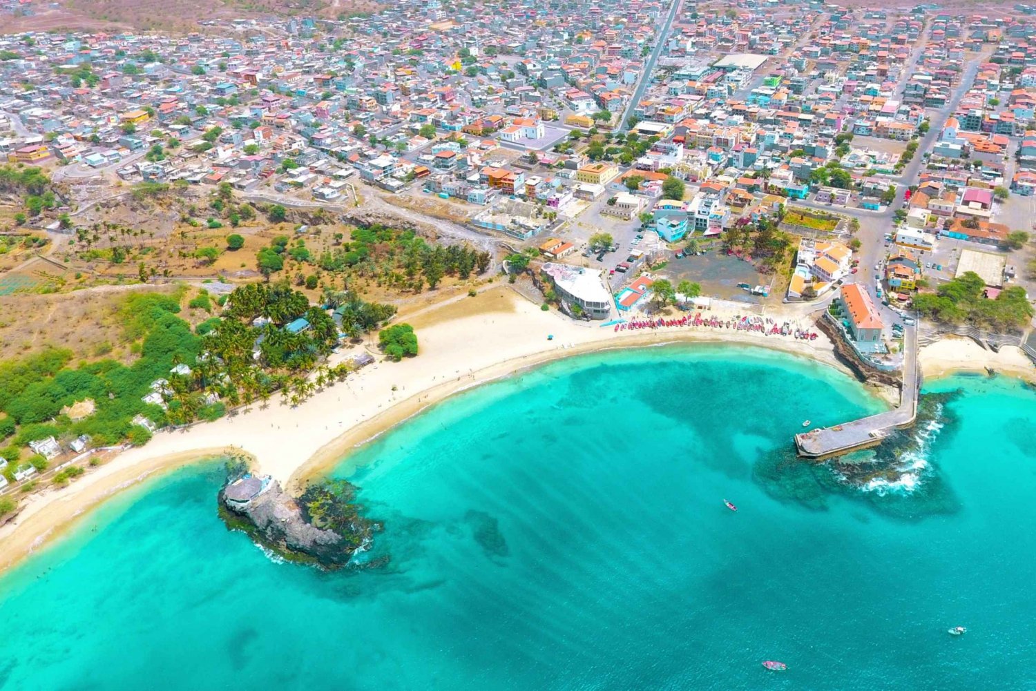 Praia: Passeio pela Ilha de Santiago com degustações e Praia do Tarrafal