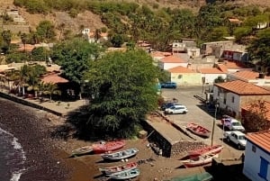 Von Praia: Führung durch Praia, Rua d'Arte & Cidade Velha.