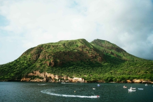 Praiasta: Santiago-saaren koko päivän kiertue lounaalla