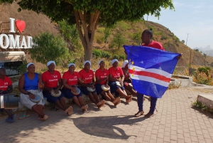 Praiasta: Santiago-saaren koko päivän kiertue lounaalla