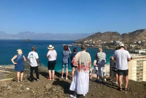 Excursión de un día completo: los puntos destacados de São Vicente y Mindelo