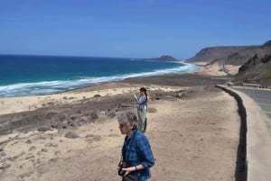 Mindelo: Sao Vicente Guided Highlights Half-Day Tour