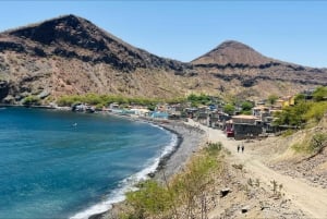 Hiking to Aguas Belas Cave