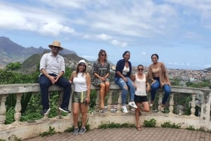 Øen Santiago: Heldagstur