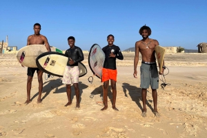 مايو، الرأس الأخضر: تأجير ألواح التزلج على الماء