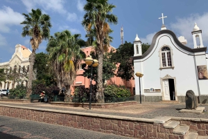 Mindelo Cultural: city tour with live music and tasting