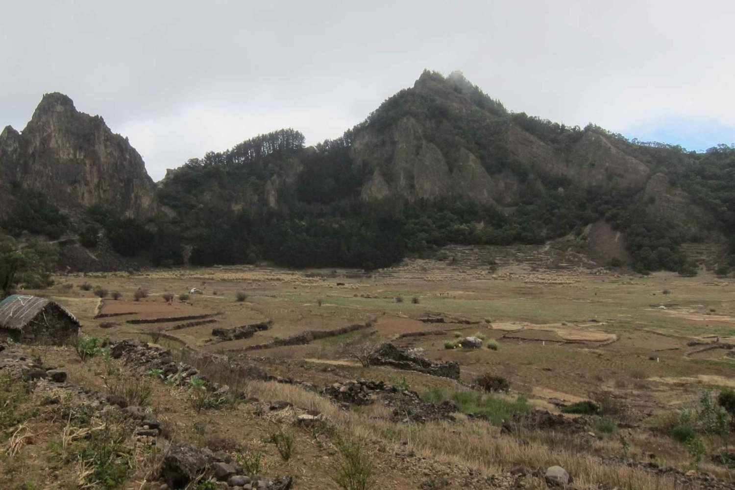 Randonnée du cratère de Cova à la vallée de Paúl – Île de Santo Antão