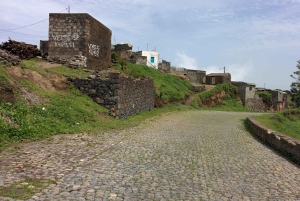 Randonnée du cratère de Cova à la vallée de Paúl – Île de Santo Antão