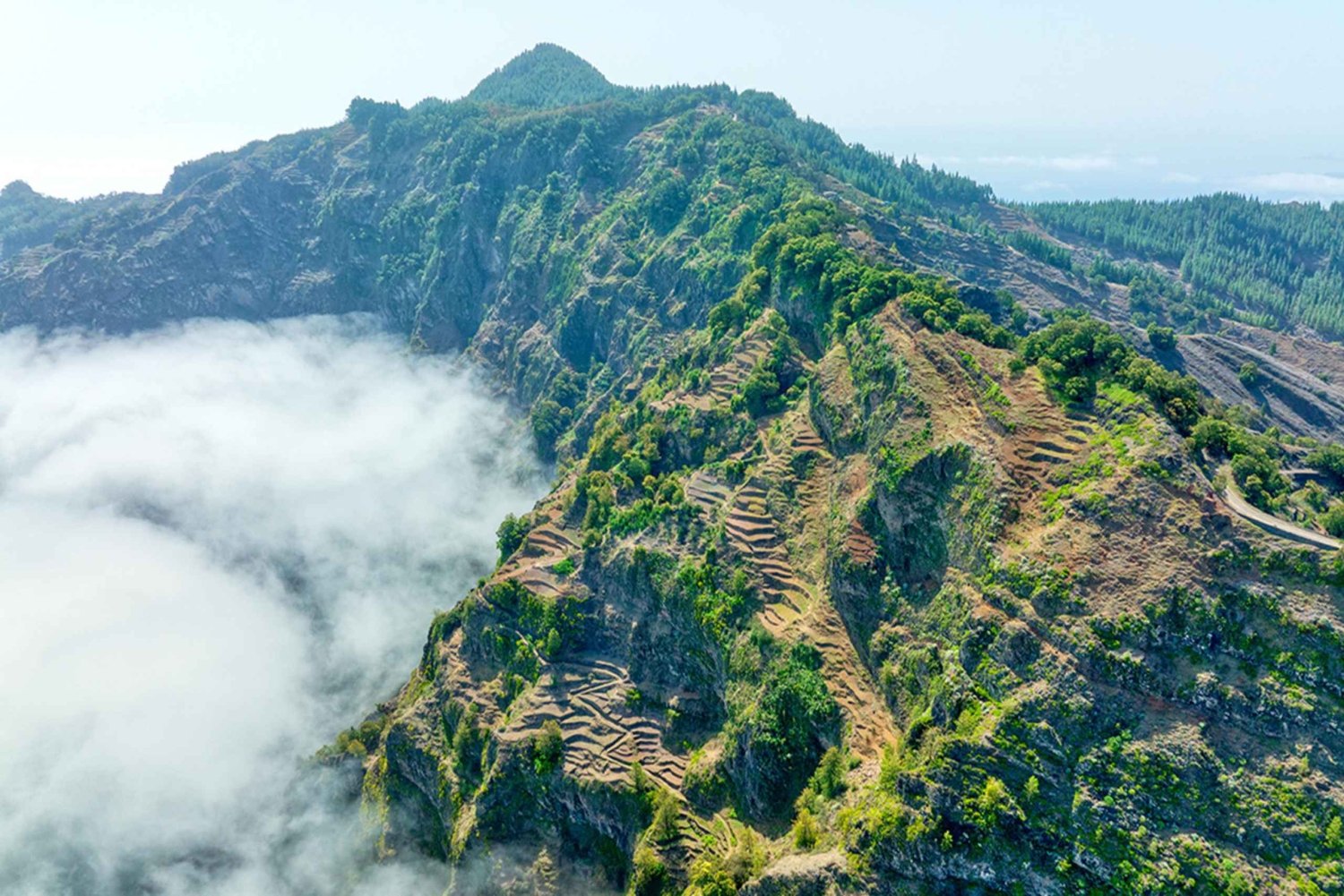 Praia: excursão de um dia em minibus para passageiros de cruzeiros