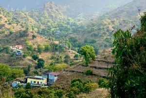 Praia: excursão de um dia em minibus para passageiros de cruzeiros