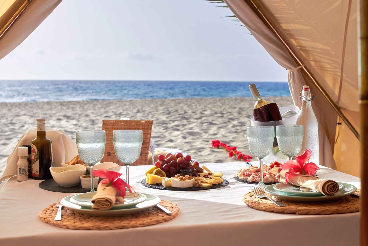 Romantisches Sonnenuntergangserlebnis mit Glamping Silver Pack