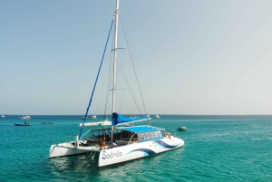 Sal Island Catamaran Cruise with All-inDrinks and Snacks