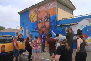 サル島：ガイド付き歴史文化ツアー