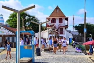 Wyspa Sal: wycieczka po mieście Santa Maria, sztuka uliczna i tapas