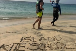 Sal: Kitesurfing Lesson with Island Kite School