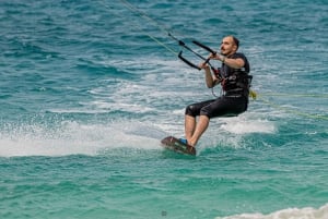 Sal: Kitesurfing Lesson with Island Kite School