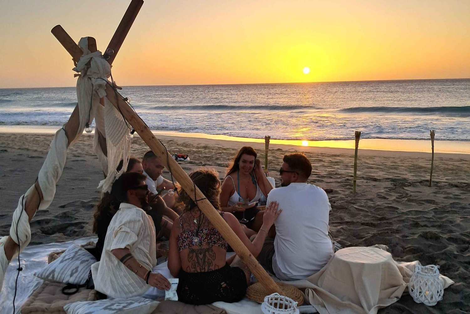 Sal: Romantische Flucht bei Sonnenuntergang mit Wein und Hin- und Rücktransfer