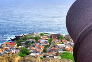 Santiago: Calabaceira Valley Trek & Visit to Cidade Velha