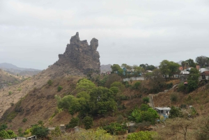 Santiago : visite des temps forts avec baignade à la plage de Tarrafal