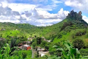 Insel Santiago: Wanderung Serra Malagueta & Gongon-Tal mit Picknick