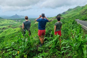 Insel Santiago: Wanderung Serra Malagueta & Gongon-Tal mit Picknick