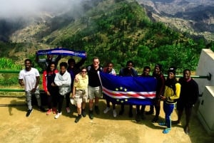 Santiago: Trek from Serra Malagueta to Rabelados Community