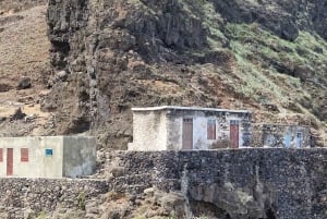 Santo Antao :Guided Ponta do Sol and Fontainhas Walking Tour