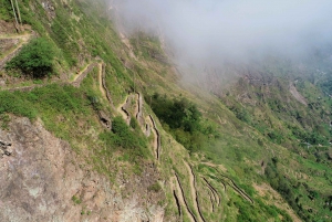 Santo Antão: Caminhada da cratera do vulcão Cova até a Ribeira Paúl