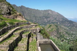 Isola di Santo Antao: autentica escursione nella Paul Valley con pranzo fatto in casa