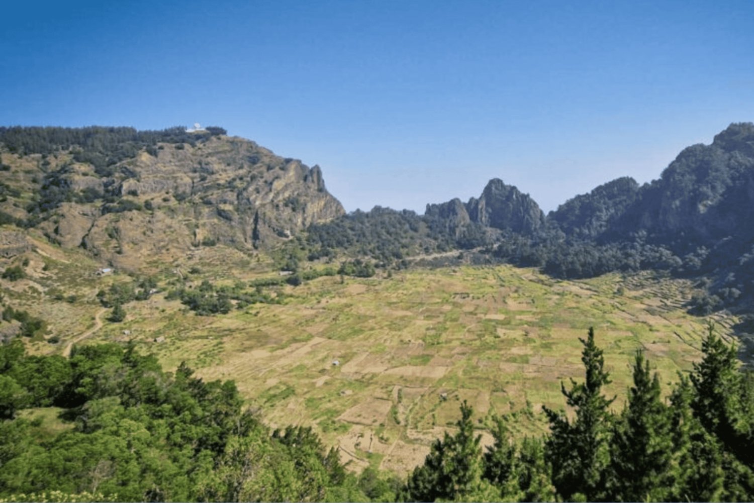 Santo Antão: Paul Valley and Cova Guided Hike