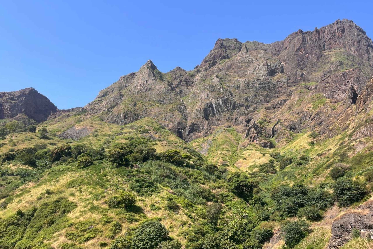 Randonnée panoramique de Longueira à Assomada