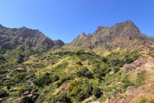 Randonnée panoramique de Longueira à Assomada