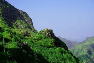 Serra Malagueta: Principal Valley Hike & Lunch with Locals