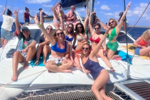 Snorkelling, tour dell'isola, tour delle tartarughe, catamarano, pesca