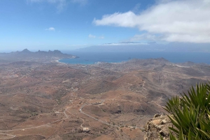 The best of São Vicente: island and city tour with traditional music