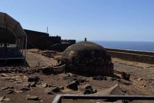 Private Tour Cidade Velha/Discover OLD CITY