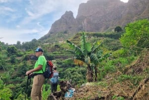 Senderismo Rui Vaz, Longueira y Jardín Botánico