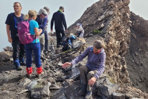 Aventura definitiva no Fogo: Caminhada no Vulcão Pico Grande, 2826 m